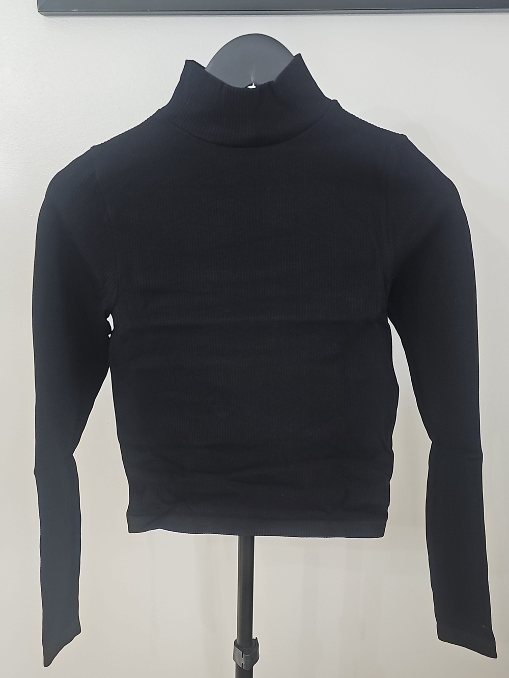 Zenana Outfitters Black Ribbed Mock Neck Top